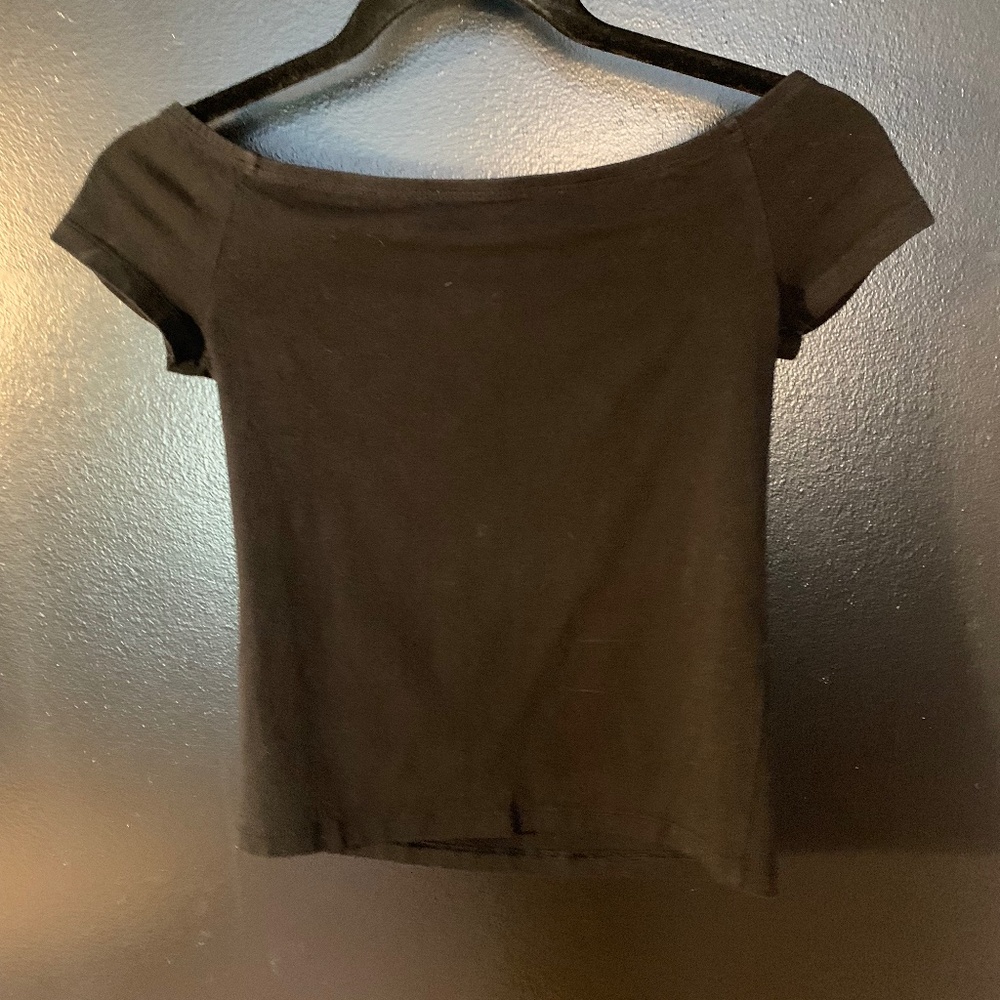 Abercrombie Off Shoulder Crop Tee, XS